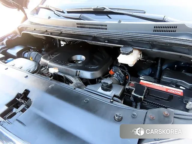 Hyundai The New Grand Starex id 3568248 из Кореи 9