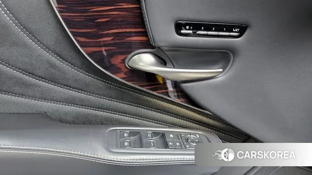 Lexus LS500 5th generation id 3525094 из Кореи 9