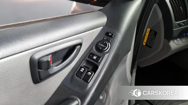 Hyundai The New Grand Starex id 2976965 из Кореи 9