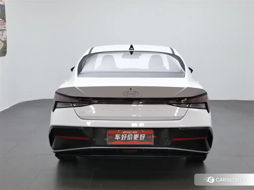 Hyundai Elantra id 4545653 из Китая 9