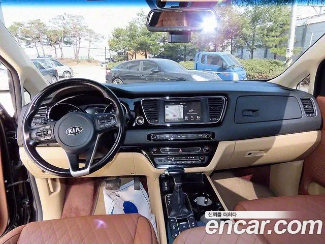 Kia The New Carnival id 2594849 из Кореи 9