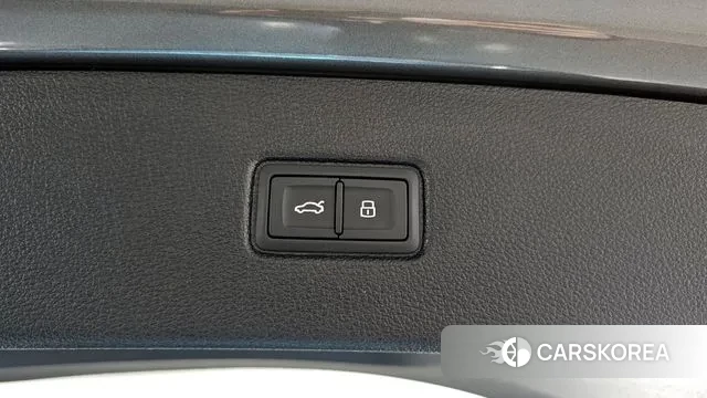 Audi Q7 (4M) id 3385778 из Кореи 9