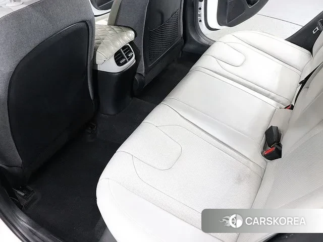 Hyundai Avante (CN7) id 3054989 из Кореи 9