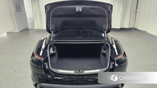 Porsche Taycan id 4475392 из Кореи 9