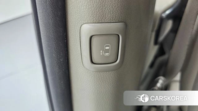 Kia All New Carnival id 4658472 из Кореи 9