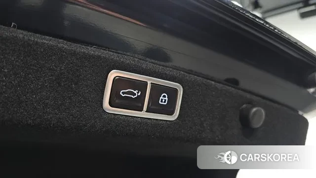 Hyundai Grandeur Hybrid (GN7) id 3273009 из Кореи 9