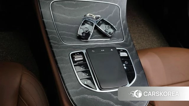 Mercedes-Benz E-Class W213 id 4309780 из Кореи 9