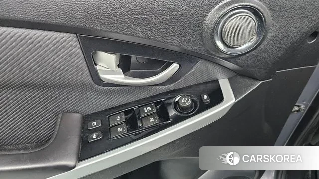 Ssangyong New Style Korando C id 3474754 из Кореи 9