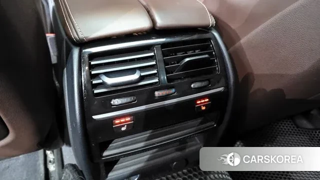 BMW 5 Series (G30) id 3617193 из Кореи 9