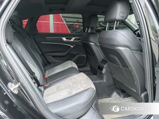 Audi A6L id 4348308 из Китая 9