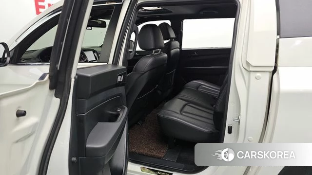 Ssangyong Rexton Sports Cannes id 3893351 из Кореи 9