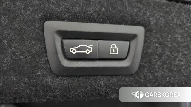 BMW 5 Series (G30) id 3667048 из Кореи 9