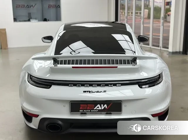 Porsche 911(992) id 3262399 из Кореи 9