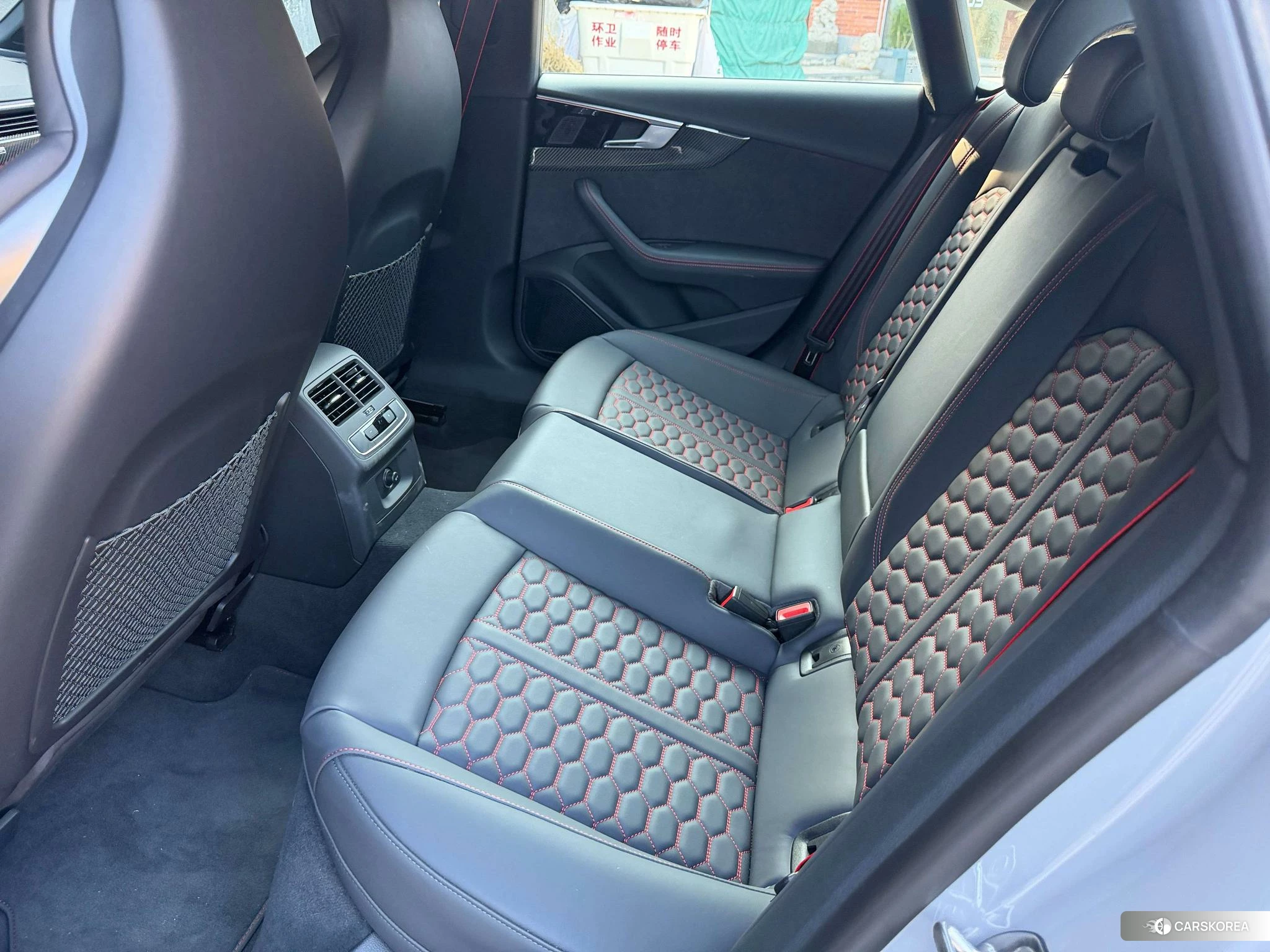 Audi RS 5 id 4473906 из Китая 9