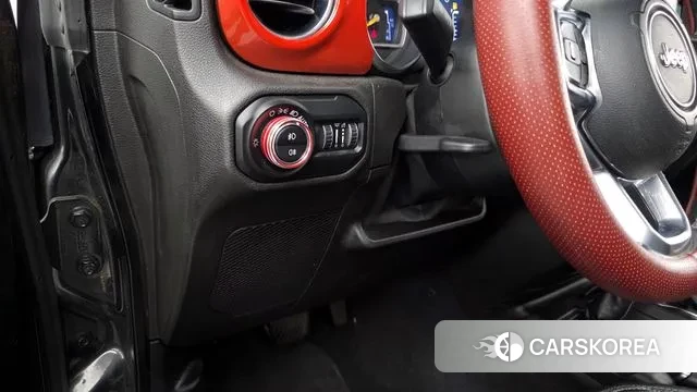 Jeep Wrangler (JL) id 3270117 из Кореи 9