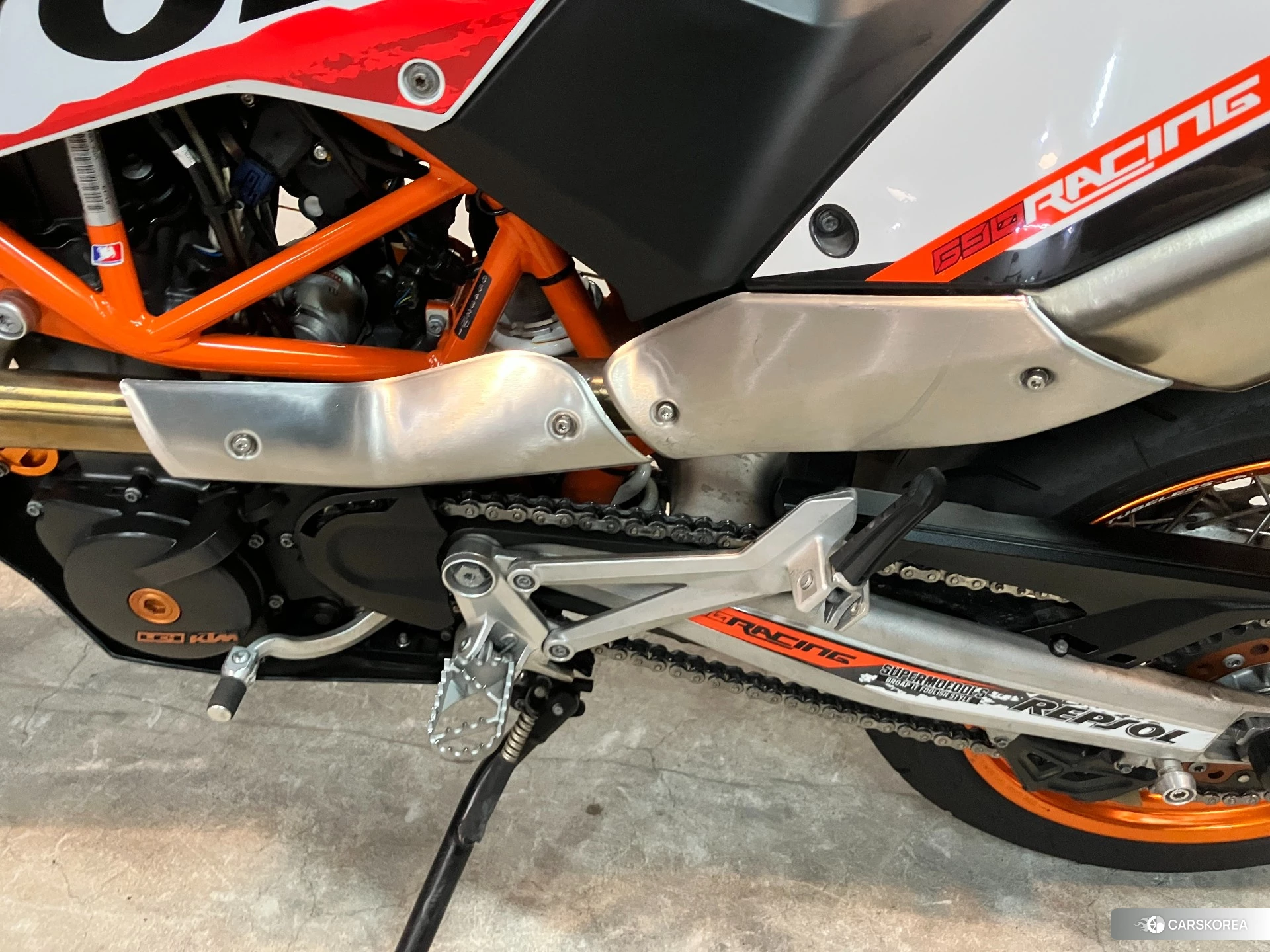 KTM 690 SMC R id 4237956 из Японии 9