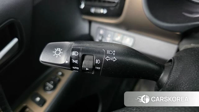 Kia Stonic id 4502605 из Кореи 9