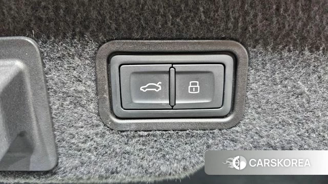 Audi A8 (D5) id 3843211 из Кореи 9