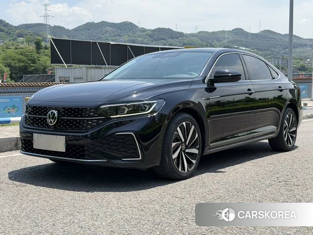 Volkswagen Passat id 4276472 из Китая 9