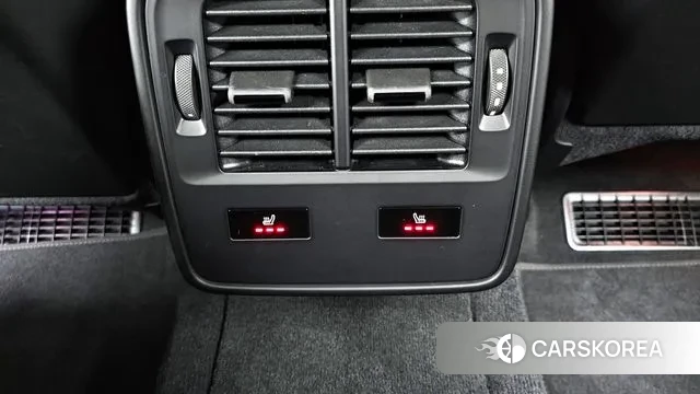 Porsche Taycan id 3361871 из Кореи 9