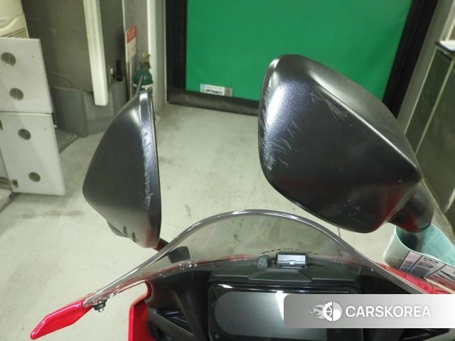 Проданный Honda CBR650R id 4006181 из Японии, фото 9