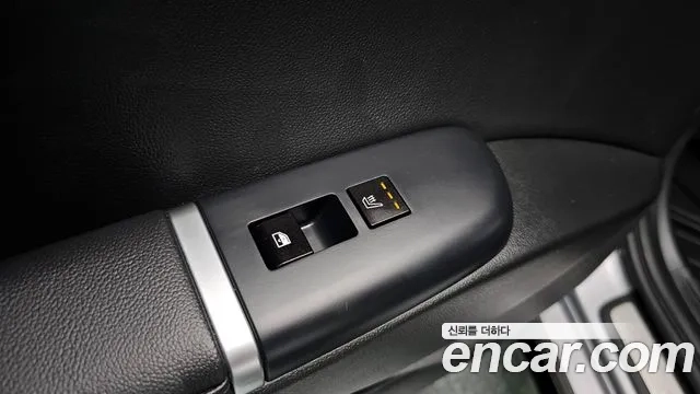 Hyundai Grandeur (GN7) id 2873865 из Кореи 9