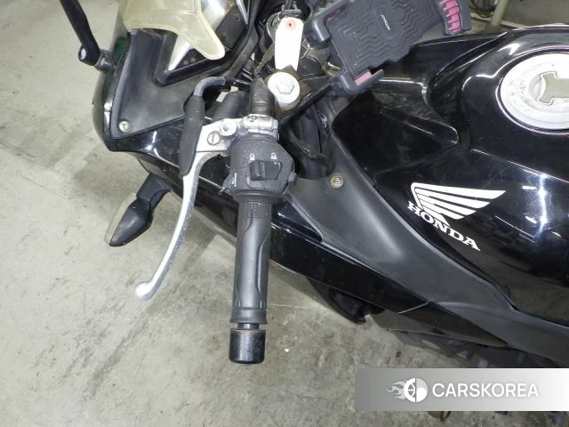 Honda CBR250R id 3946903 из Японии 9