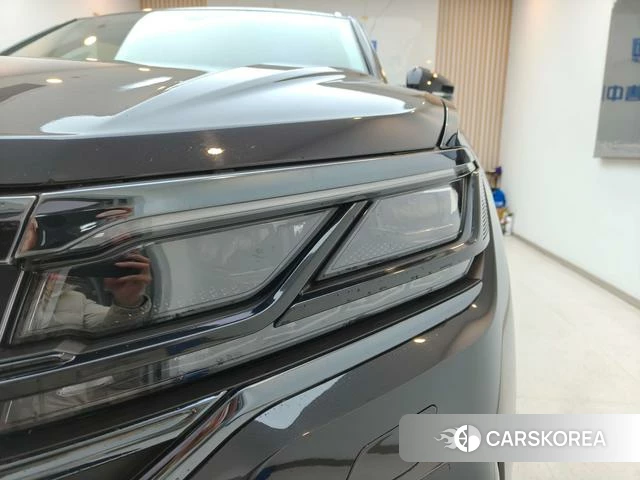 Volkswagen Touareg id 4240259 из Китая 9