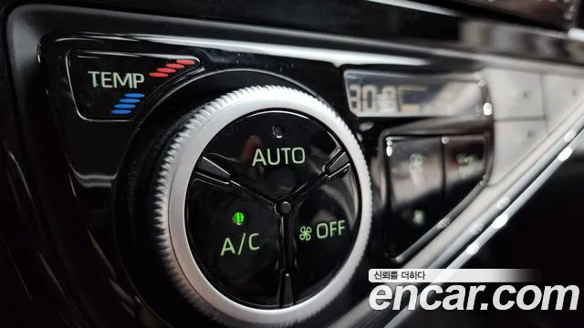 Toyota Prius C id 2658533 из Кореи 9