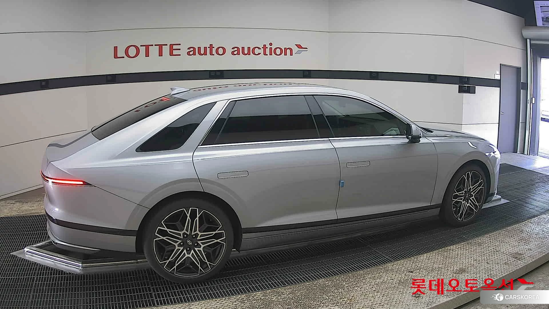 Hyundai Grandeur Hybrid id 3882113 из Кореи 9