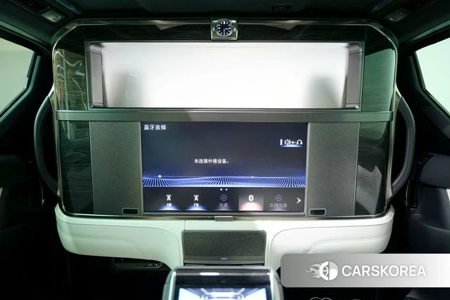 Lexus LM id 4258946 из Китая 9