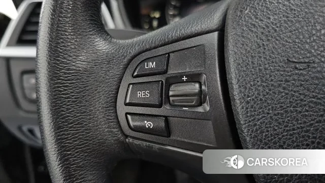 BMW 3 Series (F30) id 3045403 из Кореи 9