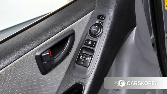 Hyundai The New Grand Starex id 3867051 из Кореи 9