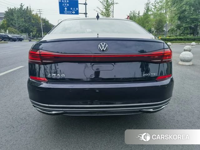 Volkswagen Passat id 4348722 из Китая 9