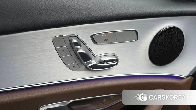 Mercedes-Benz E-Class W213 id 4187438 из Кореи 9