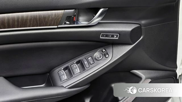 Honda Accord 10th Generation id 4304822 из Кореи 9