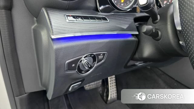 Mercedes-Benz E-Class W213 id 4446986 из Кореи 9
