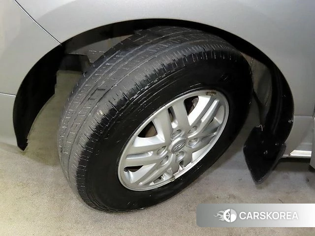 Hyundai The New Grand Starex id 3966056 из Кореи 9