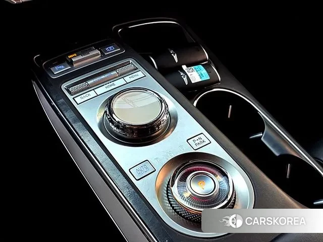 Genesis GV70 id 3587264 из Кореи 9