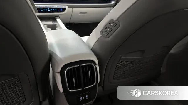 Hyundai Ionic 6 id 3400104 из Кореи 9