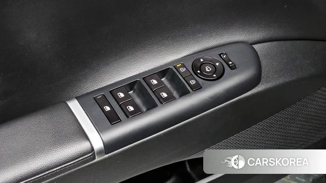 Hyundai Grandeur Hybrid (GN7) id 3841549 из Кореи 9