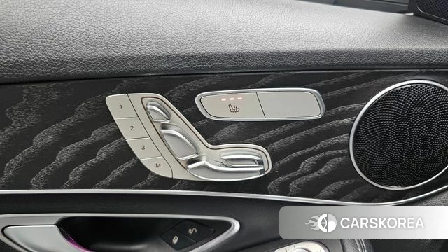 Mercedes-Benz C-Class W205 id 4632981 из Кореи 9