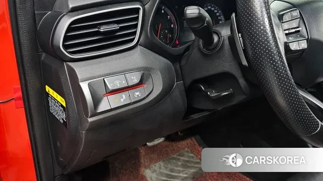 Hyundai Veloster (JS) id 3362931 из Кореи 9