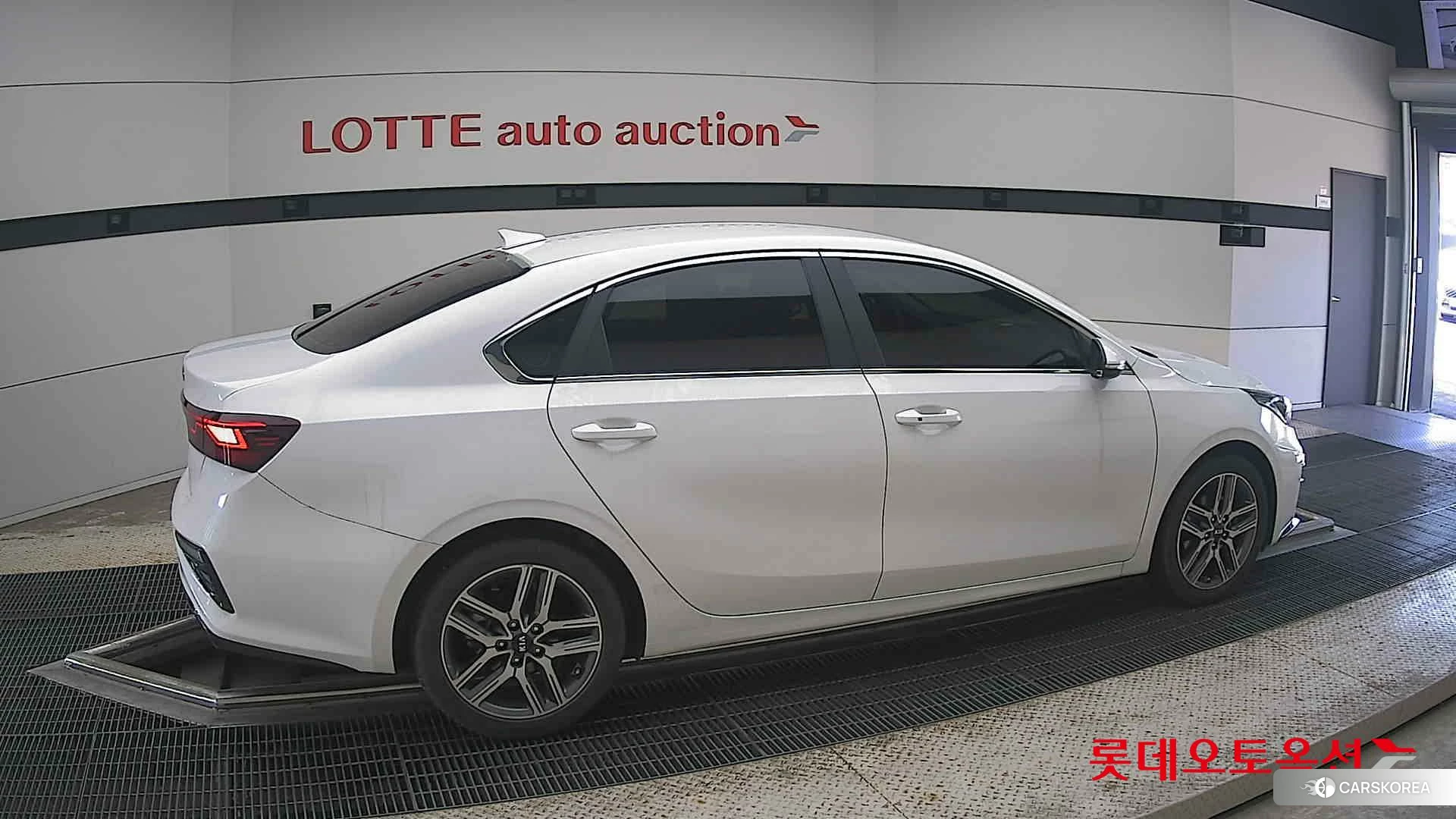 Kia K3 id 4669093 из Кореи 9