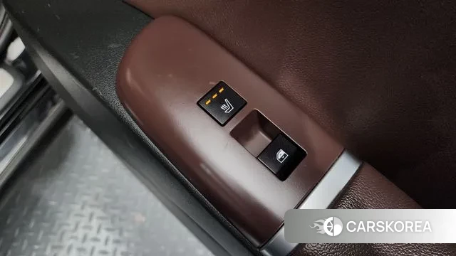 Hyundai Grandeur Hybrid (GN7) id 3600171 из Кореи 9