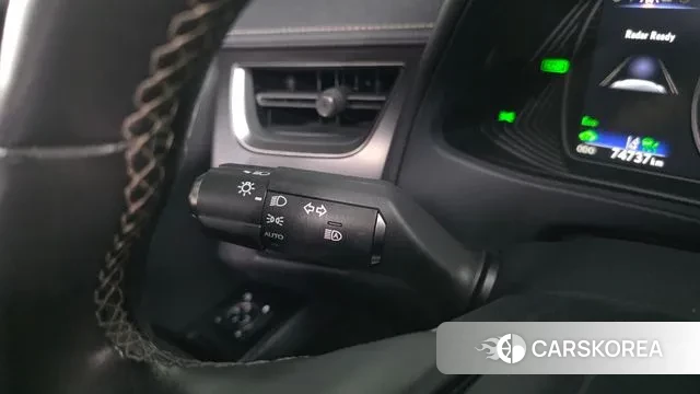 Lexus UX250h id 3182740 из Кореи 9