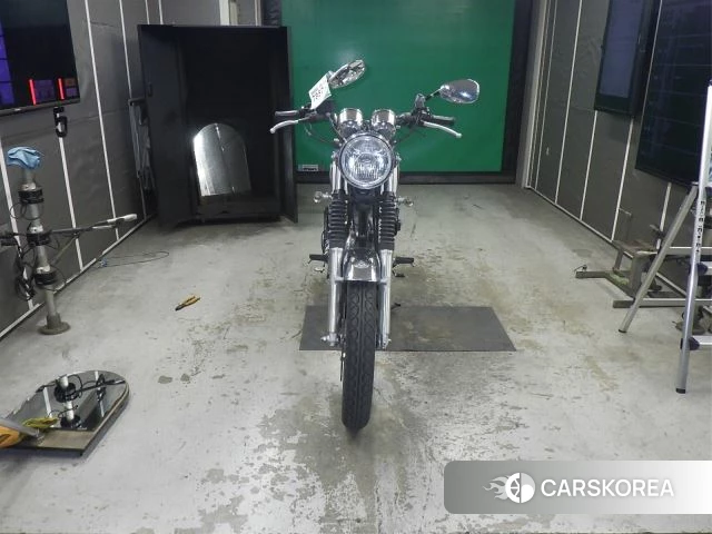 Yamaha SR 400 id 3945262 из Японии 9