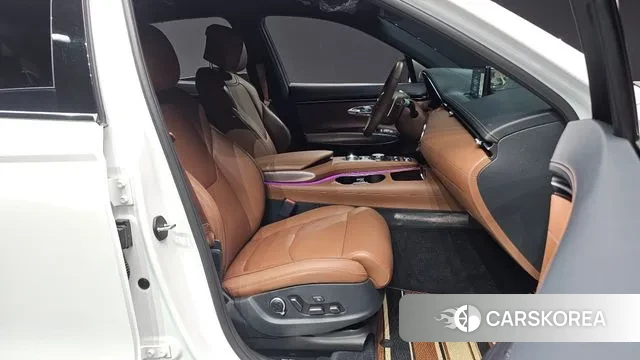 Genesis GV70 id 2963860 из Кореи 9