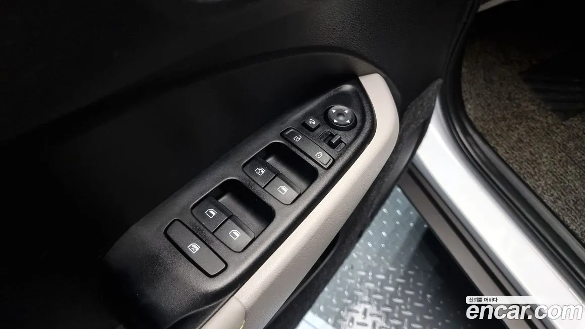 Hyundai Venue id 2094313 из Кореи 9