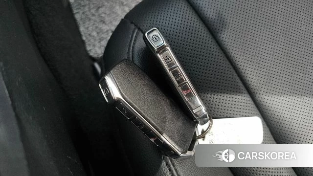 Kia K8 Hybrid id 4701077 из Кореи 9